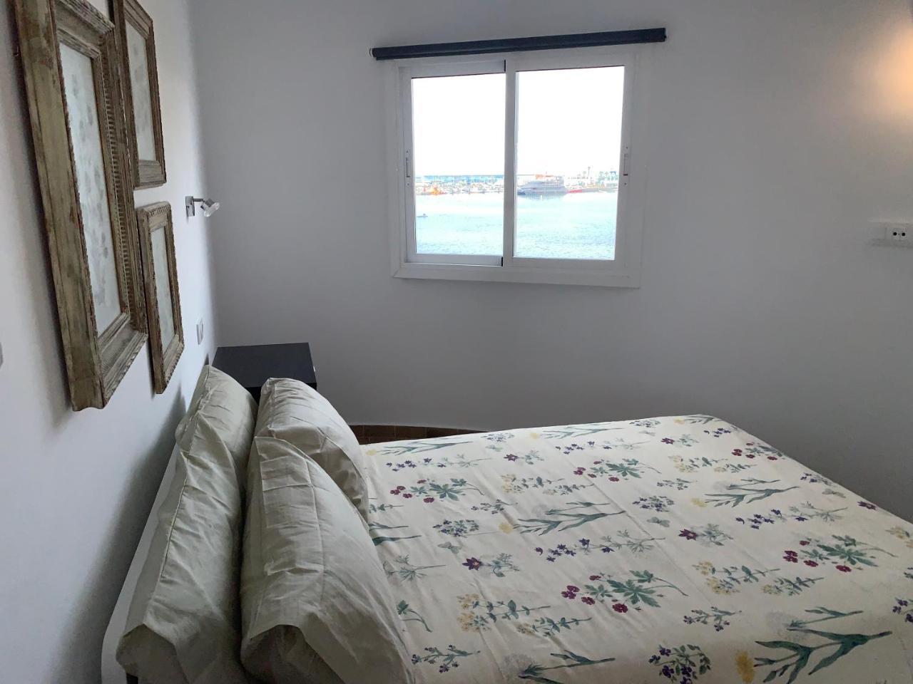 Paseo Maritimo, Los Cristianos Over The Sea Free Wifi Arona  Exterior photo